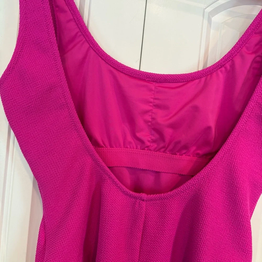 Love & Sports Pink Textured One Piece Swimsuit Size Medium - Picture 5 of 7